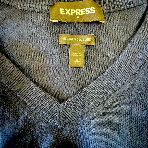 Express Merino Wool Blend V Neck Sweater Size S - Picture 3 of 3